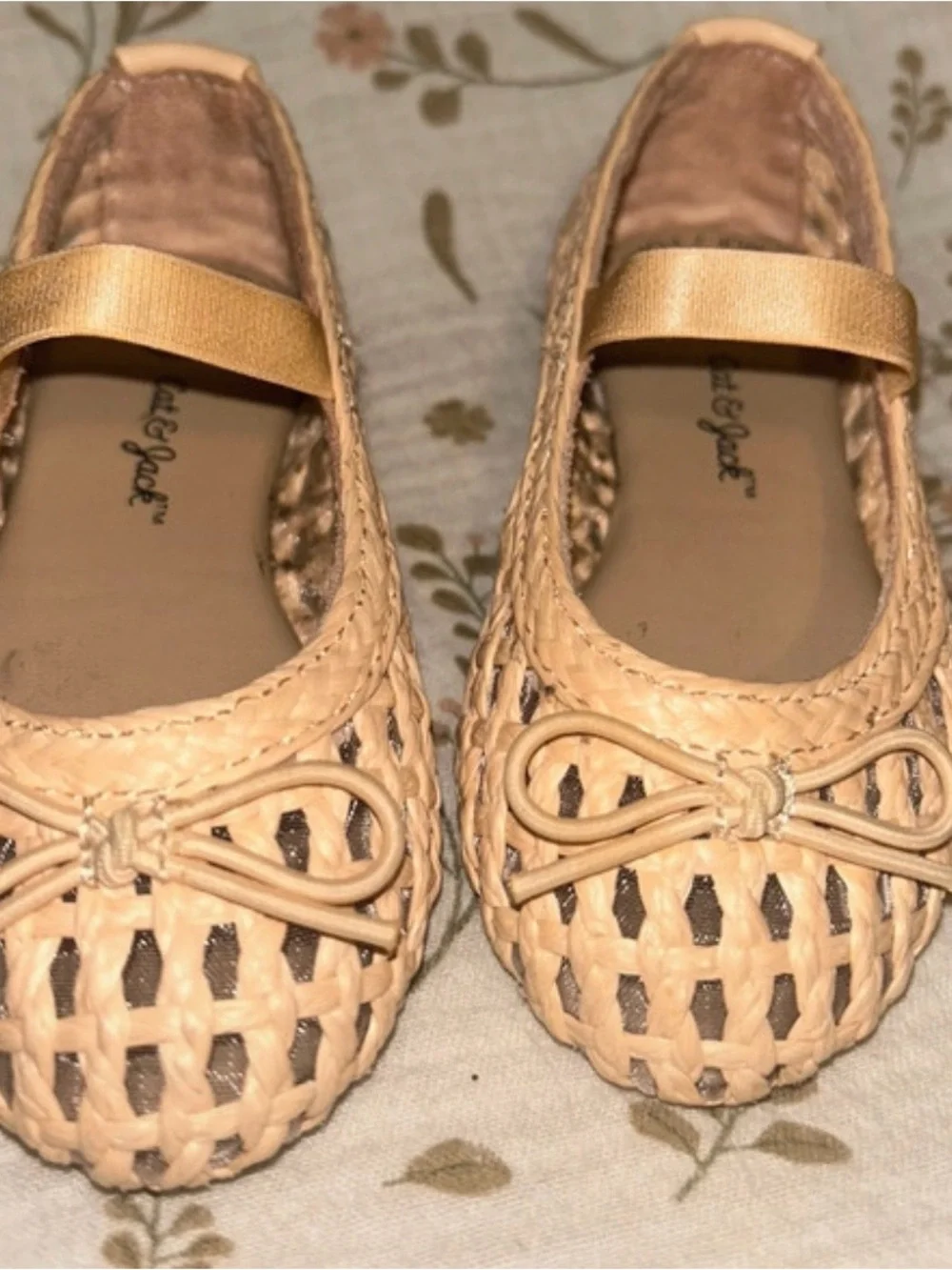 Cat & Jack cream woven